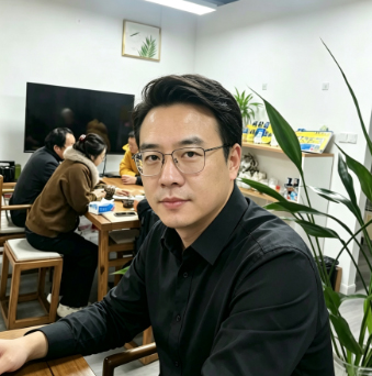 Kevin Kang